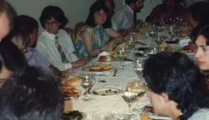 Momento en que Darbo confiesa su descreimiento de lo paranormal y cara de panfilo de Carballal ante la confesion