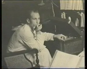 El joven Salvador Freixedo recien ordenado (5)